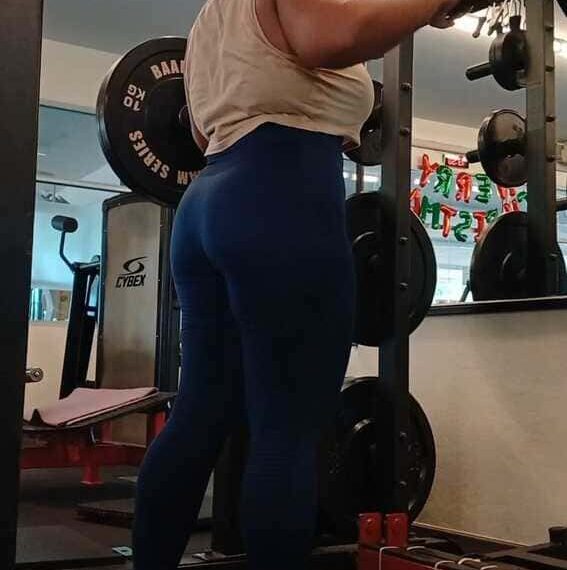 Leg Day for Midsize Women: Strength, Confidence & Real Gym Tips
