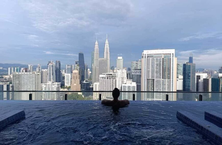 One Day in Kuala Lumpur: Best Things to Do, Eat & Explore by Walking