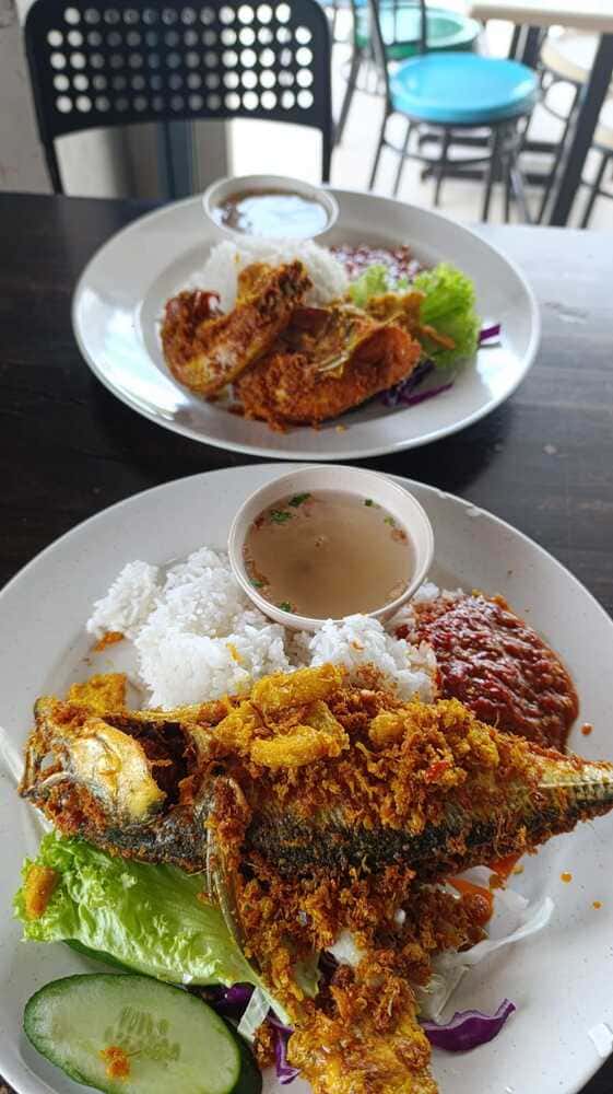 ayam penyet