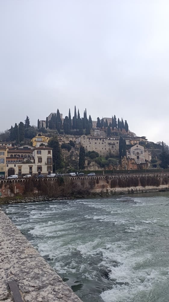 Ponte Pietra Veron