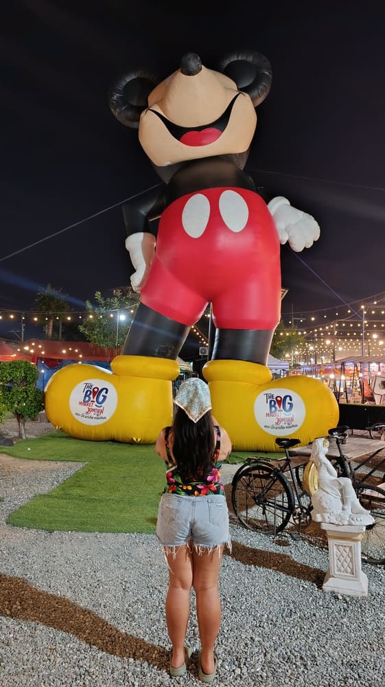 Jomtien big night market