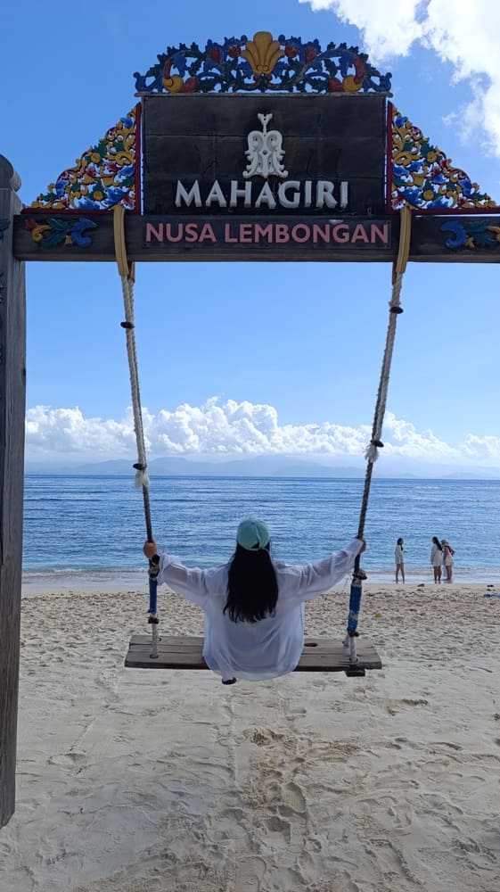 Mahagiri beach